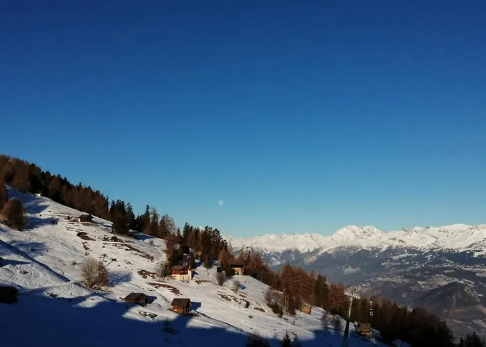 Apartment, 600m From Cable Car