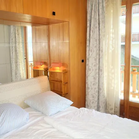 Apartment, 600m From Cable Car Apartment